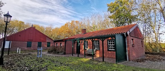 Das Bild zeigt das Fischerhaus im Argonnerwald