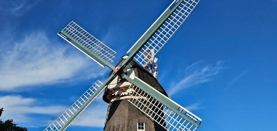 Das Bild zeigt die Norderneyer Mühle "Selden Rüst"