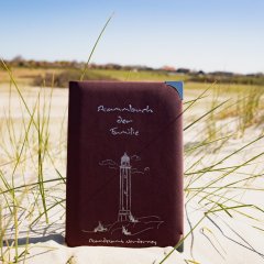 Das Bild zeigt ein Stammbuch