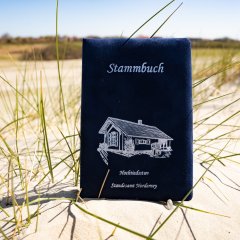 Das Bild zeigt ein Stammbuch